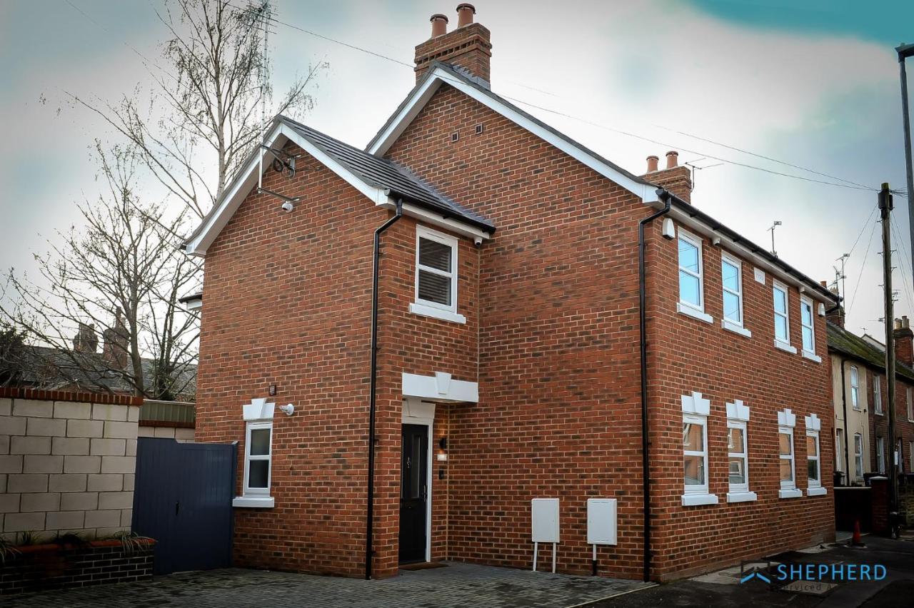 Serviced By Shepherd Serviced Apartment